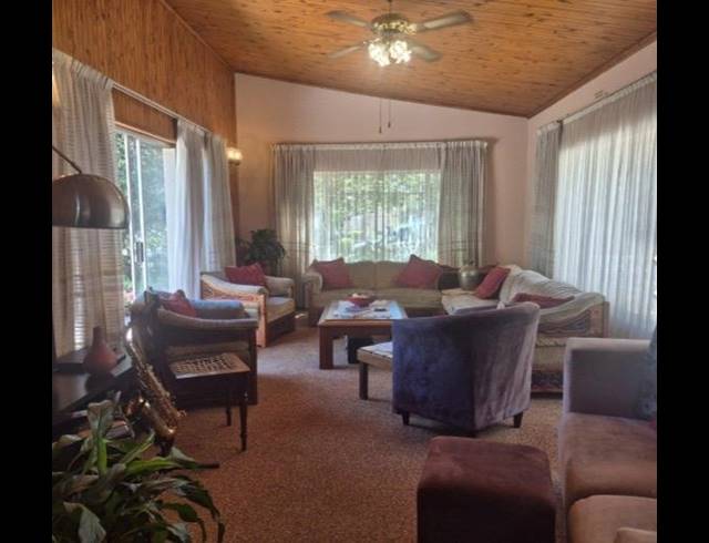 3 BEDROOM HOUSE FOR SALE IN BIRCH ACRES